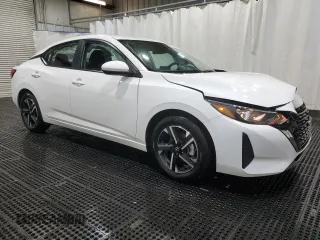 2025 Nissan Sentra SV z VIN 3N1AB8CVXSY255562, wystawiony jako Copart lot #59797455 z przebiegiem 18 544 mil mil oraz Czysty tytuł • Clean title. Historia ofert i sprzedaży dostępna na DreamBid. Obrazek 4.