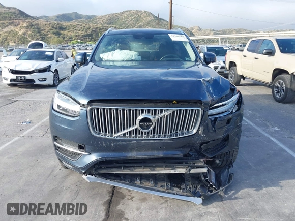 2019 Volvo XC90 Inscription with VIN YV4A22PL8K1425924, listed as a IAAI auction lot 42162668 with 159,305 mi miles. Bid and sale history available at carsss.com. Image 12.