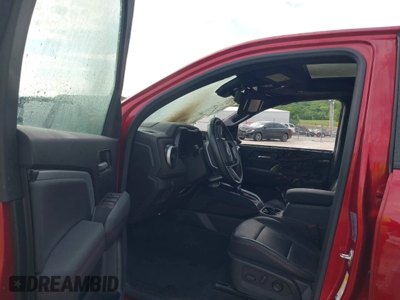 2023 Chevrolet Colorado 4WD Z71 z VIN 1GCPTDEK5P1229334, wystawiony jako IAAI lot #42201772 z przebiegiem Nie podano mil oraz . Historia ofert i sprzedaży dostępna na DreamBid. Obrazek 5.