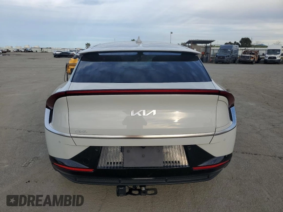 2022 Kia EV6 Wind with VIN KNDC3DLCXN5027041, listed as a Copart auction lot 45811095 with 20,585 mi miles and Salvage Title. Bid and sale history available at carsss.com. Image 6.
