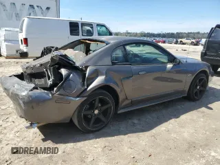 2003 Ford Mustang GT Deluxe with VIN 1FAFP42X73F352524, listed as a Copart auction lot 46752105 with 175,142 mi miles and Salvage Title. Bid and sale history available at carsss.com. Image 3.