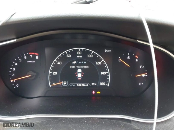 2016 Kia Cadenza Premium with VIN KNALN4D72G5209540, listed as a IAAI auction lot 41047117 with NaN miles. Bid and sale history available at carsss.com. Image 7.