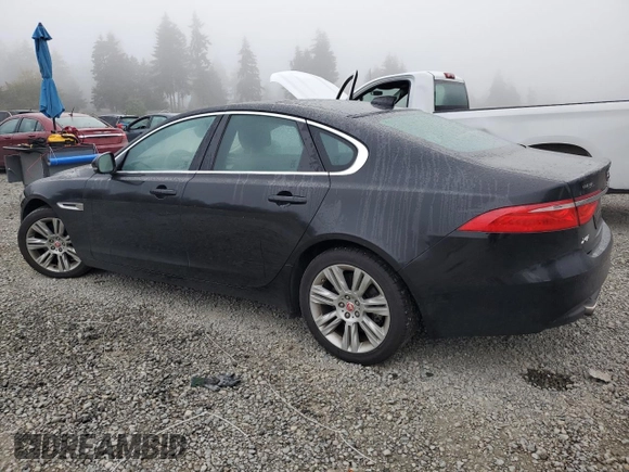 2016 Jaguar XF 35t Premium z VIN SAJBD4BV4GCY11212, wystawiony jako Copart lot #72271964 z przebiegiem 39 753 mil mil oraz Szkoda całkowita • Salvage title. Historia ofert i sprzedaży dostępna na DreamBid. Obrazek 2.