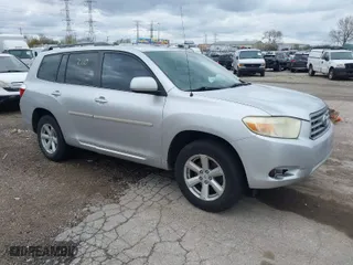 2009 Toyota Highlander with VIN JTEDS41A792092585, listed as a IAAI auction lot 42092110 with 266,217 mi miles. Bid and sale history available at carsss.com. Image 1.