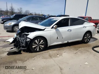 2022 Nissan Altima SV z VIN 1N4BL4DW4NN378635, wystawiony jako Copart lot #50046595 z przebiegiem 78 191 mil mil oraz Nie do naprawy • Non repairable. Historia ofert i sprzedaży dostępna na DreamBid. Obrazek 1.