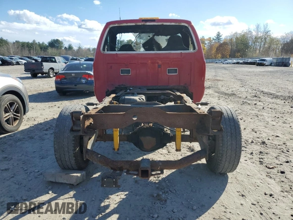 2002 Ford F-350 XL with VIN 1FTSF31F12EA56644, listed as a Copart auction lot 77646534 with Not Provided miles and Clean Title. Bid and sale history available at DreamBid. Image 6.
