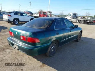 2001 Acura Integra z VIN JH4DB75621S001687, wystawiony jako IAAI lot #41699064 z przebiegiem 261 642 mil mil oraz . Historia ofert i sprzedaży dostępna na DreamBid. Obrazek 4.