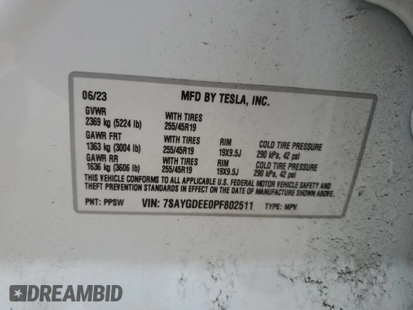 2023 Tesla Model Y Long Range z VIN 7SAYGDEE0PF802511, wystawiony jako Copart lot #54959415 z przebiegiem 12 902 mil mil oraz Szkoda całkowita • Salvage title. Historia ofert i sprzedaży dostępna na DreamBid. Obrazek 13.