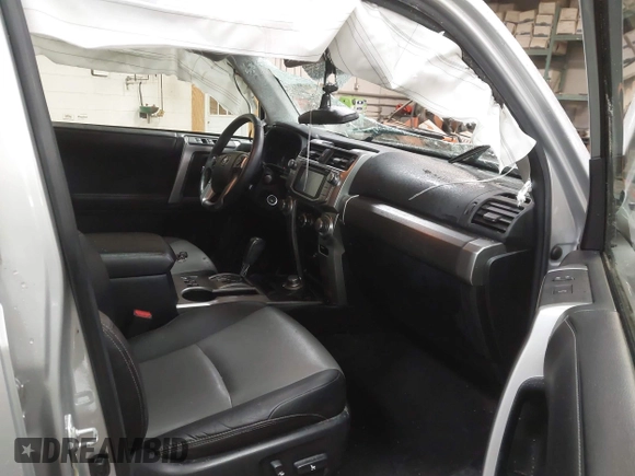 2018 Toyota 4Runner SR5 with VIN JTEBU5JR5J5501151, listed as a IAAI auction lot 41924738 with 83,505 mi miles and . Bid and sale history available at DreamBid. Image 5.