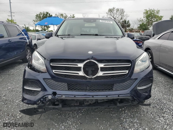 2017 Mercedes-Benz GLE with VIN 4JGDA5HB5HA923027, listed as a Copart auction lot 52287835 with 89,137 mi miles and Clean Title. Bid and sale history available at carsss.com. Image 5.