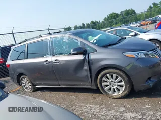 2017 Toyota Sienna XLE with VIN 5TDDZ3DC9HS183372, listed as a IAAI auction lot 42440209 with 112,199 mi miles and . Bid and sale history available at DreamBid. Image 13.