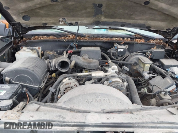 1999 Chevrolet Suburban with VIN 3GNFK16R4XG232727, listed as a IAAI auction lot 42602810 with 121,395 mi miles and . Bid and sale history available at DreamBid. Image 10.