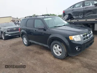 2010 Ford Escape с VIN 1FMCUODGXAKC24869, выставлен на аукционе IAAI как лот 42476220 с пробегом 201 187 миль миль и . История ставок и продаж доступна на DreamBid. Изображение 1.