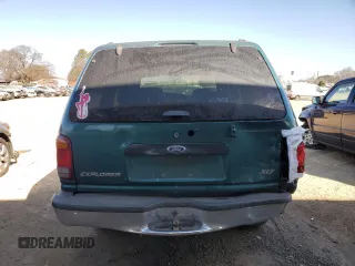 1998 Ford Explorer XLT z VIN 1FMZU32P8WZC33499, wystawiony jako Copart lot #46713545 z przebiegiem 371 924 mil mil oraz Szkoda całkowita • Salvage title. Historia ofert i sprzedaży dostępna na DreamBid. Obrazek 6.