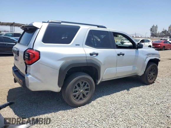 2025 Toyota 4Runner SR5 с VIN JTEVA5BR0S5006815, выставлен на аукционе Copart как лот 60238845 с пробегом 4 551 миль миль и Списание • Salvage title. История ставок и продаж доступна на DreamBid. Изображение 3.