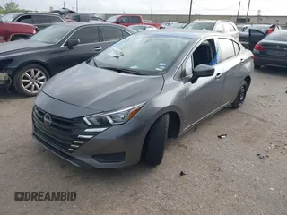 2023 Nissan Versa SV z VIN 3N1CN8EVXPL851661, wystawiony jako IAAI lot #41929200 z przebiegiem 52 370 mil mil oraz . Historia ofert i sprzedaży dostępna na DreamBid. Obrazek 2.