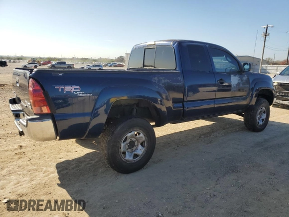 2008 Toyota Tacoma PreRunner with VIN 5TETU62N08Z553434, listed as a Copart auction lot 85938224 with 304,958 mi miles and Clean Title. Bid and sale history available at DreamBid. Image 3.
