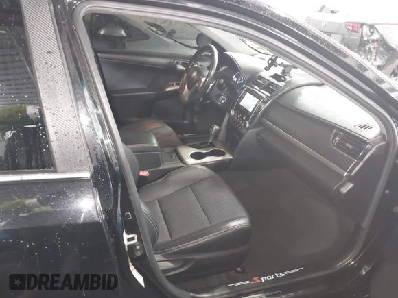 2012 Toyota Camry L with VIN 4T1BF1FK6CU081326, listed as a IAAI auction lot 42016718 with 220,297 mi miles. Bid and sale history available at carsss.com. Image 5.