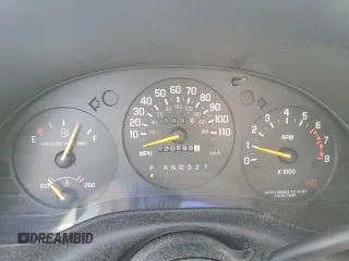 1995 Chevrolet Monte Carlo LS z VIN 2G1WW12M6S9202177, wystawiony jako Copart lot #56242935 z przebiegiem 120 693 mil mil oraz Szkoda całkowita • Salvage title. Historia ofert i sprzedaży dostępna na DreamBid. Obrazek 9.