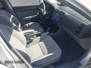2005 Honda Civic LX z VIN JHMES16575S001231, wystawiony jako IAAI lot #41778034 z przebiegiem 231 791 mil mil oraz . Historia ofert i sprzedaży dostępna na DreamBid. Obrazek 5.