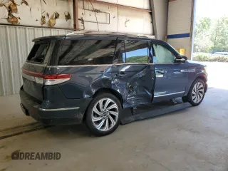 2022 Lincoln Navigator Reserve z VIN 5LMJJ2LT8NEL04053, wystawiony jako Copart lot #57211255 z przebiegiem Nie podano mil oraz Szkoda całkowita • Salvage title. Historia ofert i sprzedaży dostępna na DreamBid. Obrazek 3.