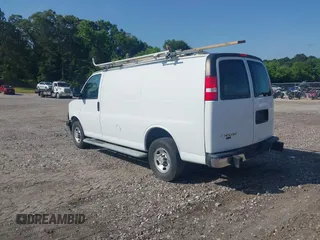 2022 Chevrolet Express Cargo with VIN 1GCWGAF75N1203256, listed as a IAAI auction lot 42294950 with 39,756 mi miles and . Bid and sale history available at DreamBid. Image 3.