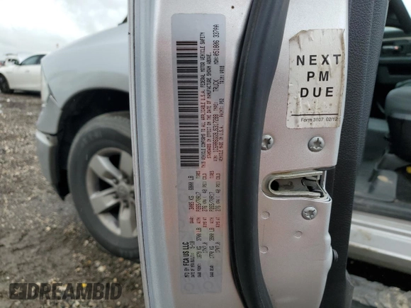 2018 Ram 1500 SLT z VIN 1C6RR6GG9JS317288, wystawiony jako Copart lot #50593095 z przebiegiem 128 698 mil mil oraz Szkoda całkowita • Salvage title. Historia ofert i sprzedaży dostępna na DreamBid. Obrazek 13.