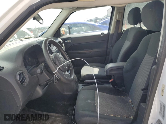 2015 Jeep Patriot Sport z VIN 1C4NJRBB9FD190193, wystawiony jako Copart lot #58052275 z przebiegiem 191 168 mil mil oraz Czysty tytuł • Clean title. Historia ofert i sprzedaży dostępna na DreamBid. Obrazek 7.