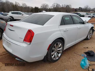 2017 Chrysler 300 Limited with VIN 2C3CCAAG3HH584508, listed as a IAAI auction lot 41727969 with 83,229 mi miles. Bid and sale history available at carsss.com. Image 4.