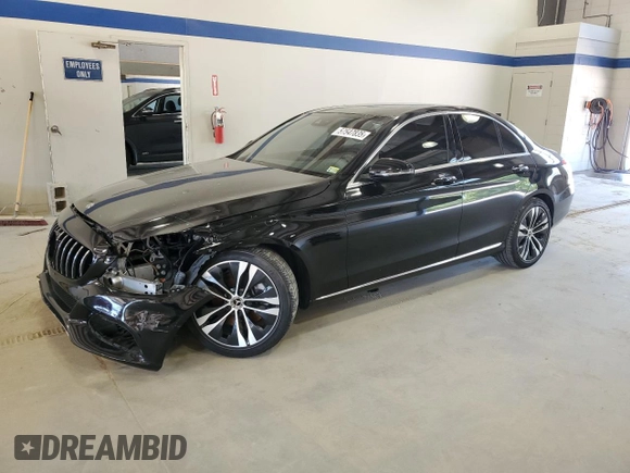 2018 Mercedes-Benz C 300 z VIN 55SWF4JB5JU262727, wystawiony jako Copart lot #57547835 z przebiegiem 80 786 mil mil oraz Szkoda całkowita • Salvage title. Historia ofert i sprzedaży dostępna na DreamBid. Obrazek 1.