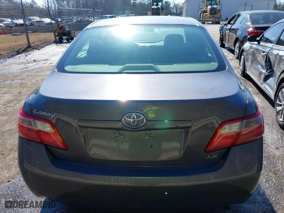 2008 Toyota Camry LE with VIN 4T1BE46K28U207516, listed as a IAAI auction lot 41500314 with 211,000 mi miles. Bid and sale history available at carsss.com. Image 16.