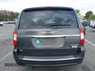 2015 Chrysler Town & Country Touring with VIN 2C4RC1BGXFR655330, listed as a IAAI auction lot 42181430 with 148,195 mi miles and . Bid and sale history available at DreamBid. Image 16.