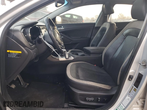 2012 Kia Optima SX z VIN KNAGR4A66C5294734, wystawiony jako Copart lot #55164005 z przebiegiem 286 417 mil mil oraz Szkoda całkowita • Salvage title. Historia ofert i sprzedaży dostępna na DreamBid. Obrazek 7.