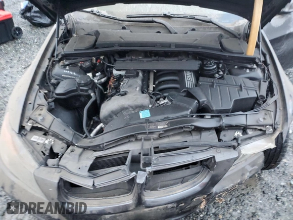 2006 BMW 3 Series 325i with VIN WBAVB17596NK30684, listed as a Copart auction lot 86890384 with Not Provided miles and Clean Title. Bid and sale history available at DreamBid. Image 11.