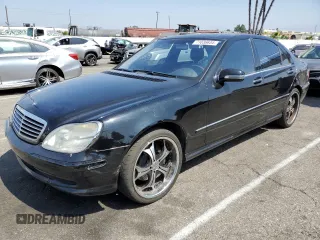 2002 Mercedes-Benz S-Class 5.0L with VIN WDBNG75J62A305994, listed as a Copart auction lot 71036634 with 142,679 mi miles and Clean Title. Bid and sale history available at carsss.com. Image 1.