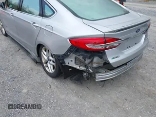 2017 Ford Fusion Titanium с VIN 3FA6P0SU0HR409820, выставлен на аукционе IAAI как лот 41919527 с пробегом 77 301 миль миль и . История ставок и продаж доступна на DreamBid. Изображение 19.