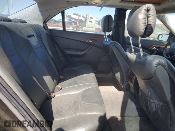 2000 Mercedes-Benz S-Class with VIN WDBNG70J1YA087950, listed as a Copart auction lot 72810344 with 160,530 mi miles and Salvage Title. Bid and sale history available at carsss.com. Image 10.