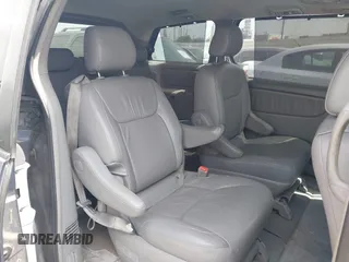 2006 Toyota Sienna XLE with VIN 5TDZA22C86S449617, listed as a IAAI auction lot 42204609 with 189,879 mi miles. Bid and sale history available at carsss.com. Image 8.