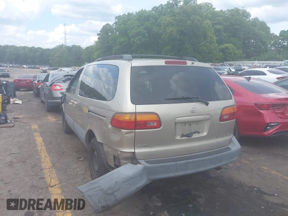 2000 Toyota Sienna LE z VIN 4T3ZF13C4YU309866, wystawiony jako IAAI lot #42184370 z przebiegiem 176 171 mil mil oraz . Historia ofert i sprzedaży dostępna na DreamBid. Obrazek 3.
