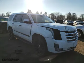 2019 Cadillac Escalade Luxury with VIN 1GYS4BKJXKR364353, listed as a Copart auction lot 47003875 with 61,967 mi miles and Salvage Title. Bid and sale history available at carsss.com. Image 4.