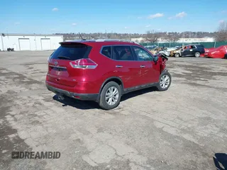 2015 Nissan Rogue SL with VIN 5N1AT2MT4FC921992, listed as a IAAI auction lot 41754087 with 211,116 mi miles. Bid and sale history available at carsss.com. Image 4.