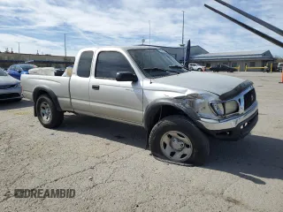 2002 Toyota Tacoma PreRunner with VIN 5TESM92N22Z071780, listed as a Copart auction lot 47476785 with 200,728 mi miles and Salvage title. Bid and sale history available at DreamBid. Image 4.