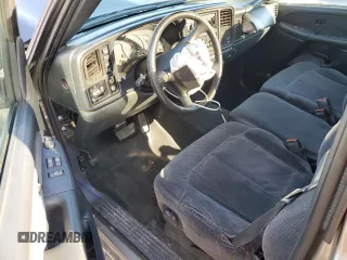 1999 Chevrolet Silverado 1500 LS with VIN 1GCEK14T8XZ141172, listed as a Copart auction lot 43923885 with 161,615 mi miles and Salvage Title. Bid and sale history available at carsss.com. Image 8.