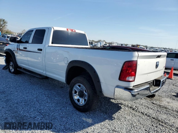 2018 Ram 2500 Tradesman with VIN 3C6UR5HJ4JG122074, listed as a Copart auction lot 47213695 with 221,538 mi miles and Salvage Title. Bid and sale history available at carsss.com. Image 2.