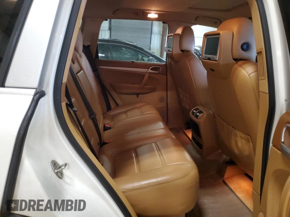 2008 Porsche Cayenne S z VIN WP1AB29P18LA43653, wystawiony jako Copart lot #53705815 z przebiegiem 172 697 mil mil oraz Tytuł czysty. Historia ofert i sprzedaży dostępna na DreamBid. Obrazek 11.