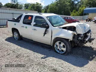 2010 Chevrolet Avalanche LTZ with VIN 3GNVKGE09AG250035, listed as a Copart auction lot 58019804 with 193,509 mi miles and Salvage Title. Bid and sale history available at carsss.com. Image 4.