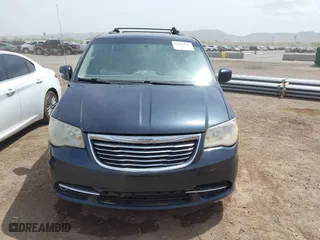 2014 Chrysler Town & Country Touring with VIN 2C4RC1BGXER111473, listed as a IAAI auction lot 41946581 with 303,547 mi miles. Bid and sale history available at carsss.com. Image 6.