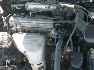 2001 Toyota Camry CE z VIN 4T1BG22K51U846516, wystawiony jako IAAI lot #43145421 z przebiegiem 127 541 mil mil oraz . Historia ofert i sprzedaży dostępna na DreamBid. Obrazek 19.