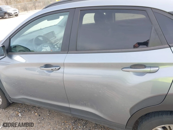 2021 Hyundai Kona SEL with VIN KM8K22AA5MU655335, listed as a IAAI auction lot 41464402 with 74,384 mi miles. Bid and sale history available at carsss.com. Image 14.