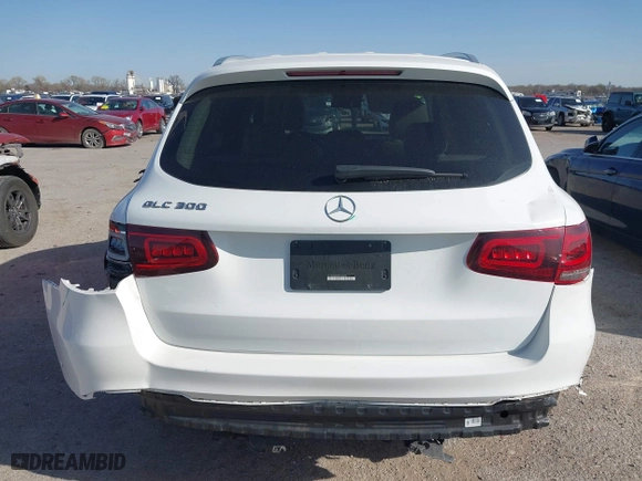2022 Mercedes-Benz GLC with VIN W1N0G8DB7NG106295, listed as a IAAI auction lot 41842882 with 30,526 mi miles. Bid and sale history available at carsss.com. Image 16.